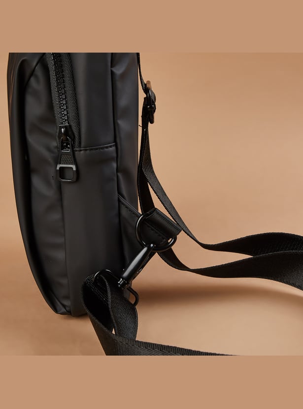 FAME FOREVER Solid Crossbody Backpack