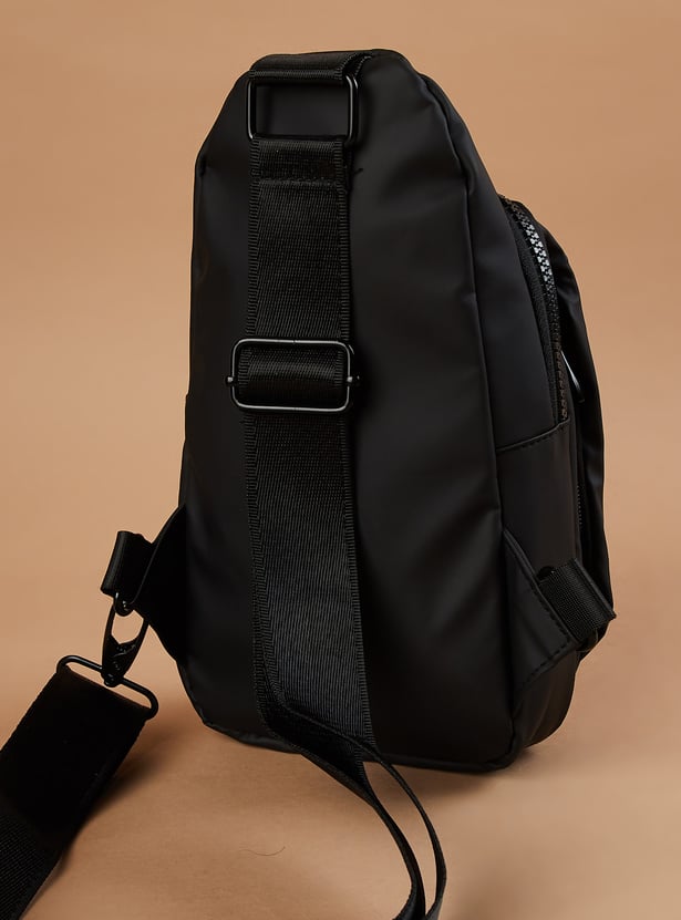 FAME FOREVER Solid Crossbody Backpack