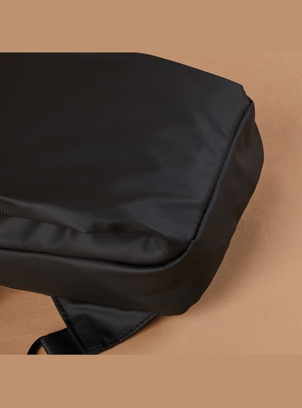FAME FOREVER Solid Crossbody Backpack