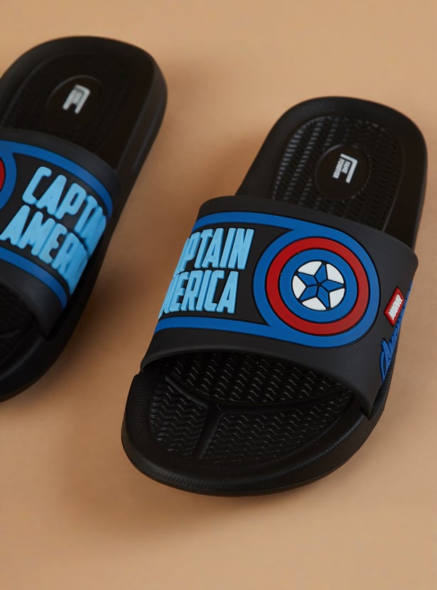 FAME FOREVER Boys Captain America Sliders