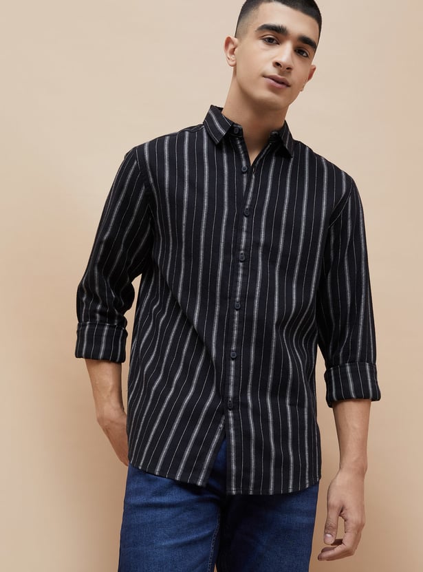 FAME FOREVER Striped Smart Fit Shirt