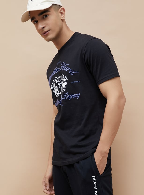 FAME FOREVER Embroidered T-shirt