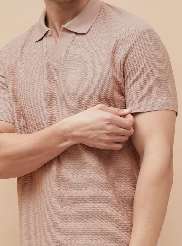 CODE UNWIND Textured Johnny Collar T-shirt