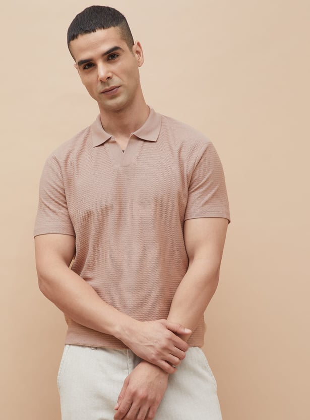 CODE UNWIND Textured Johnny Collar T-shirt