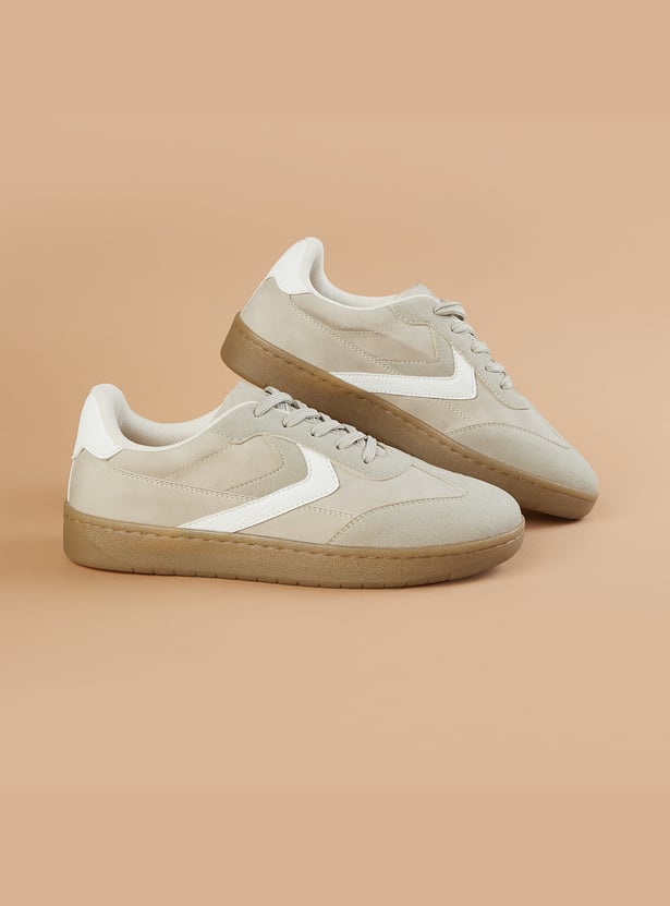 GINGER Sneakers with Contrast Ovelays