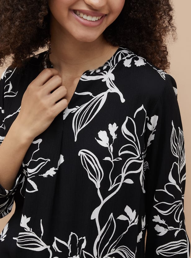 FAME FOREVER Floral Print Band Collar Top