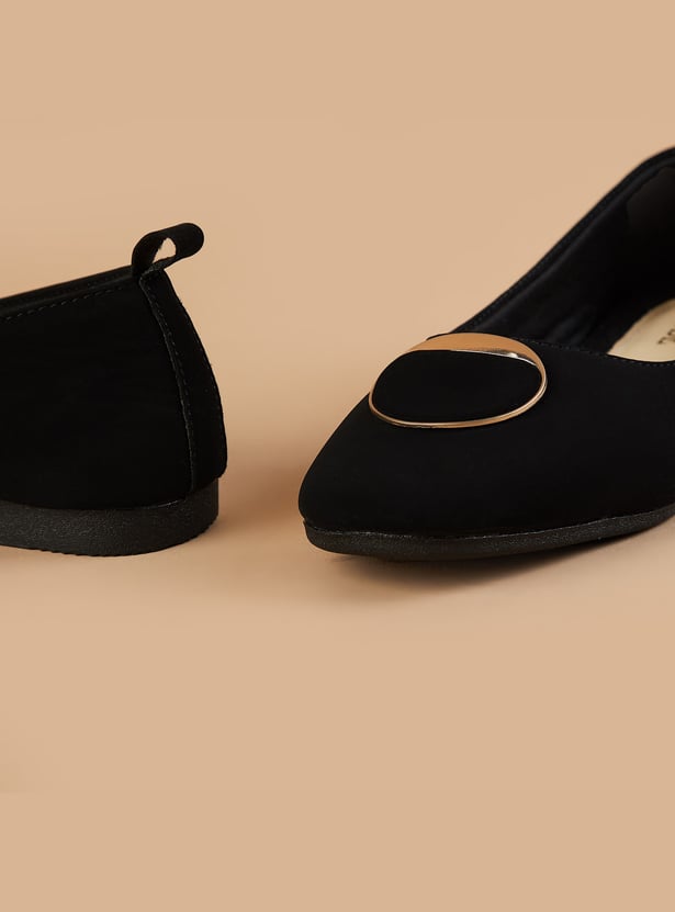 CODE Ballerinas with Metallic Accent