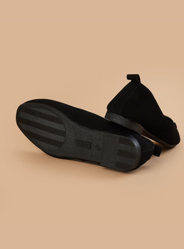 CODE Ballerinas with Metallic Accent