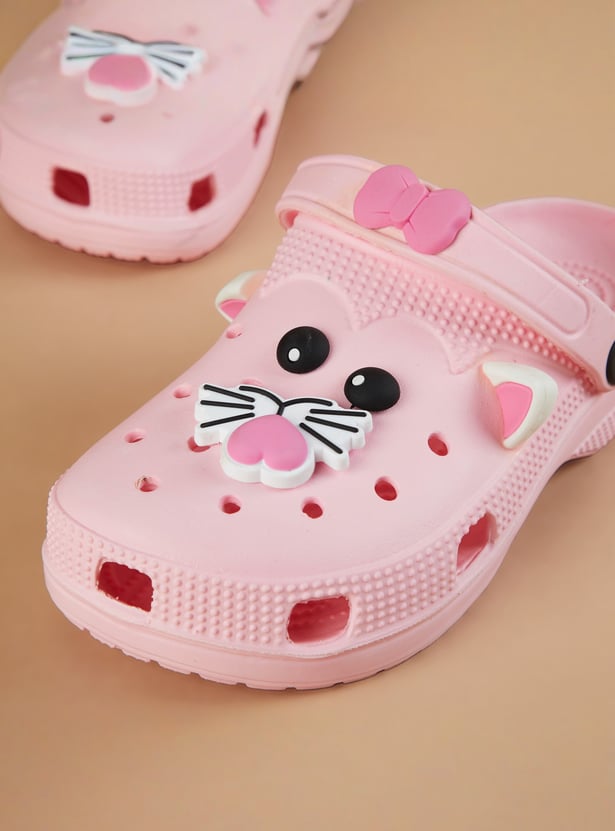 FAME FOREVER Girls Charm-Detailed Clogs