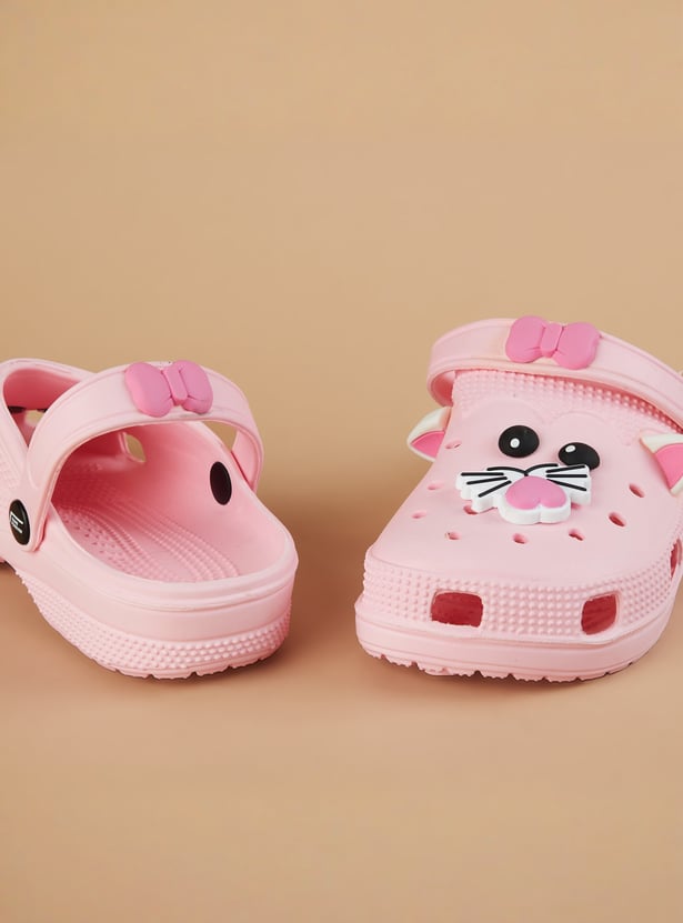 FAME FOREVER Girls Charm-Detailed Clogs