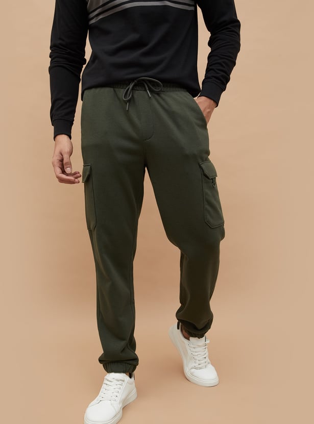 FAME FOREVER Solid Cargo Joggers