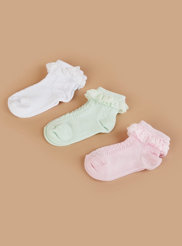 FAME FOREVER Lace-Frill Ankle Length Socks - Pack of 3