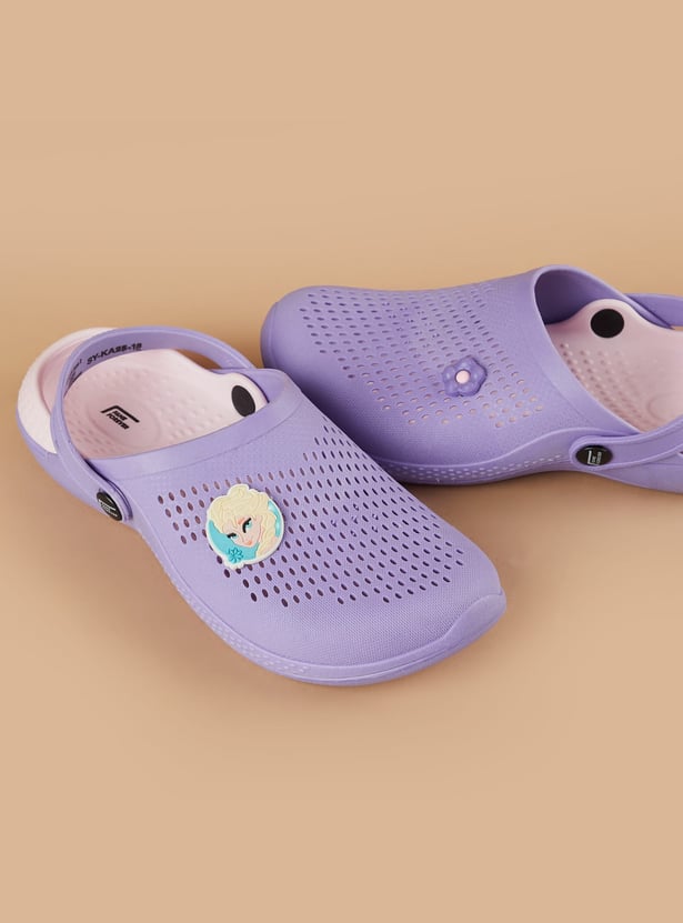 FAME FOREVER Elsa Charm Clogs