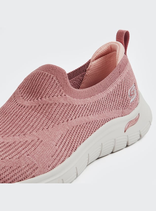 SKECHERS Arch-Fit Vista Inspiration Mesh Knit Slip-On Sports Shoes