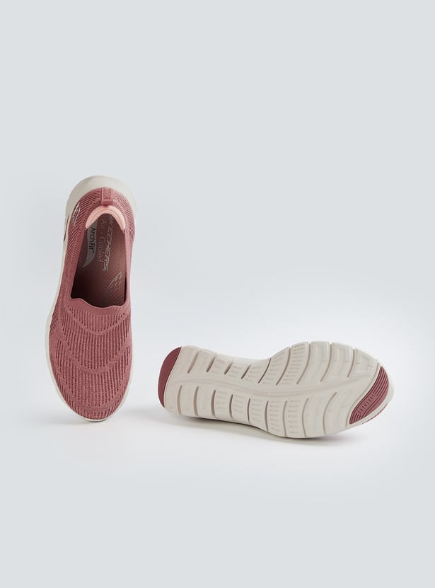 SKECHERS Arch-Fit Vista Inspiration Mesh Knit Slip-On Sports Shoes