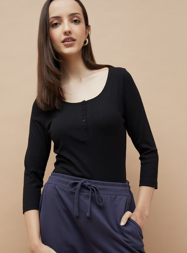 FAME FOREVER Ribbed Henley T-shirt