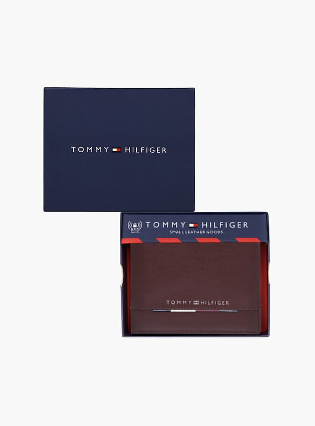 TOMMY HILFIGER Leather Bi-Fold Wallet