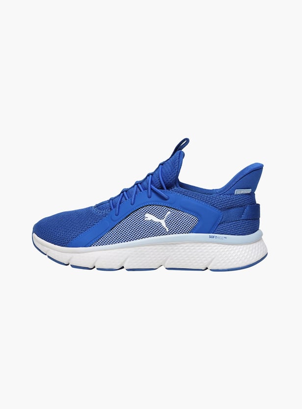 PUMA Boys Solid Sneakers