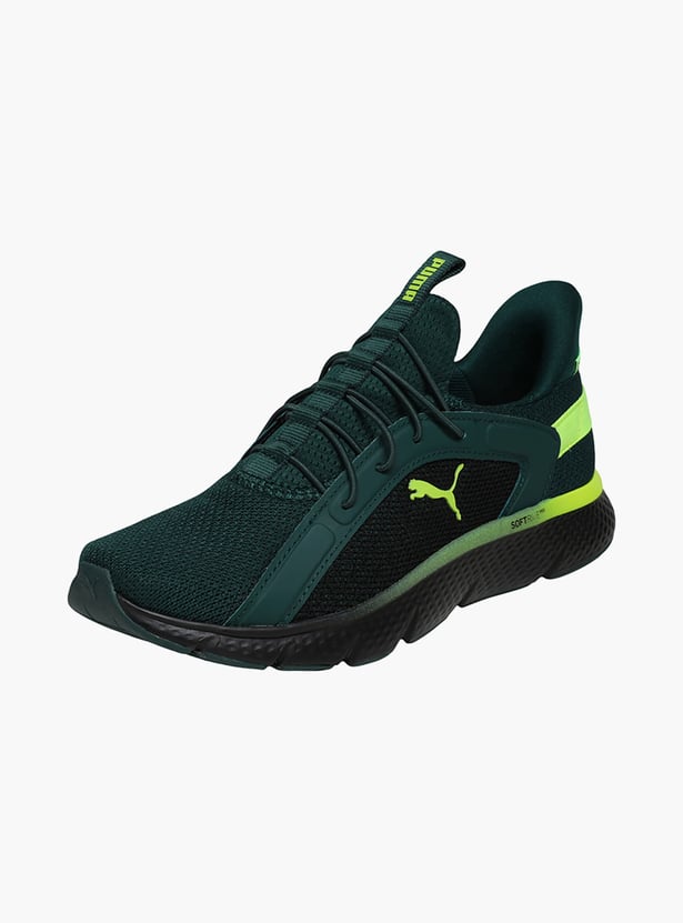 PUMA Boys Solid Sneakers