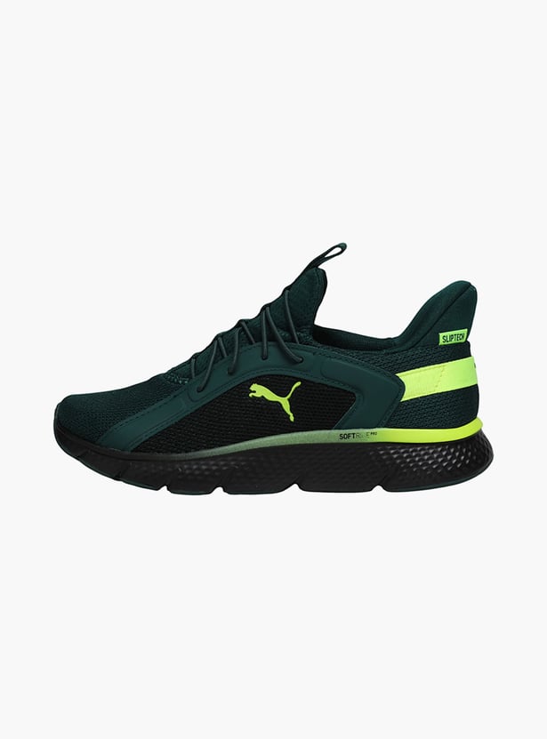 PUMA Boys Solid Sneakers