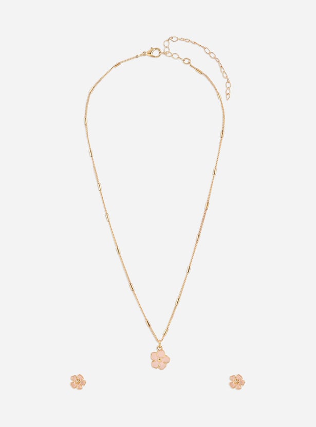 TONIQ Floral Design Necklace and Earrings Set