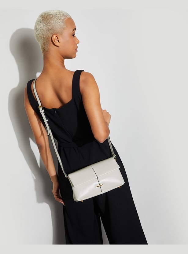 GINGER Solid Sling Bag