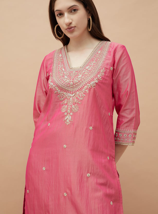 MELANGE Embroidered Kurta Set
