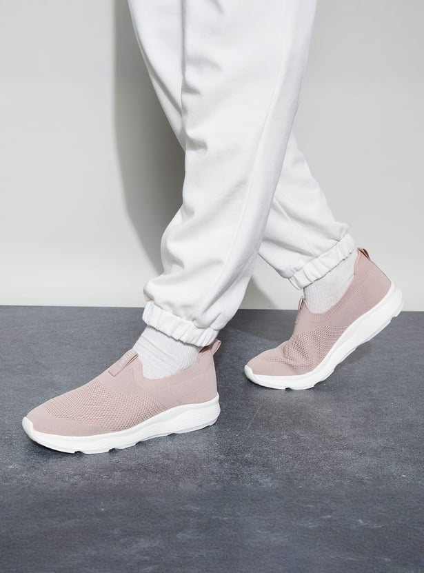GINGER Knitted Slip-On Sneakers