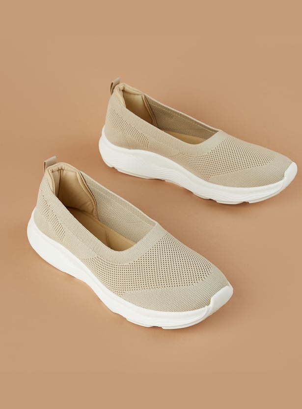GINGER Knitted Slip-On Sneakers