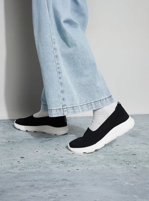 GINGER Knitted Slip-On Sneakers