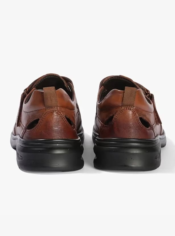LEE COOPER Solid Fisherman Sandals