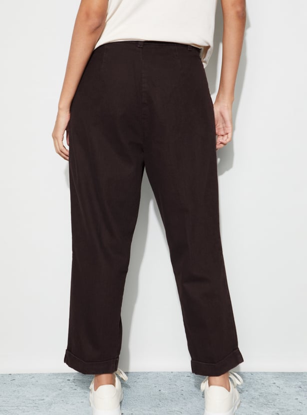 FAME FOREVER Pleated Darkwashed Jeans