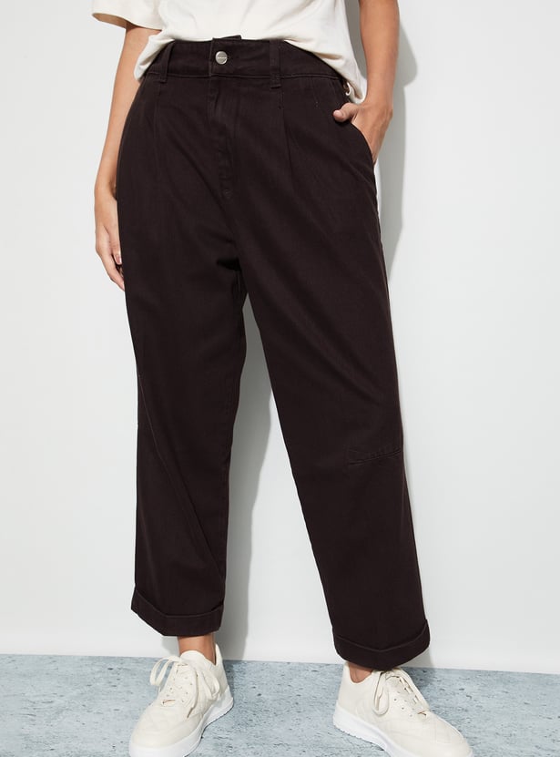 FAME FOREVER Pleated Darkwashed Jeans
