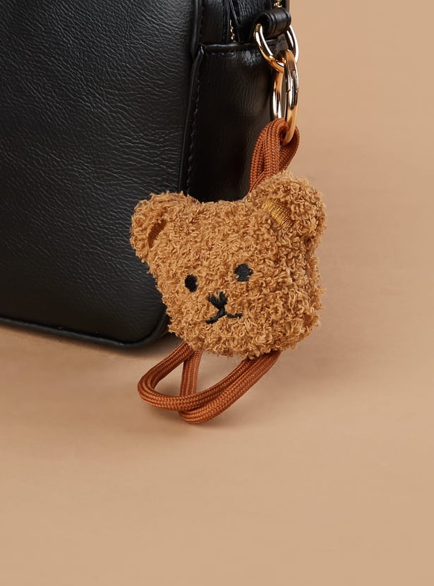 GINGER Solid Shoulder Bag with Charm