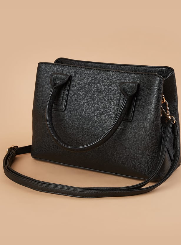 GINGER Textured Handheld Bag