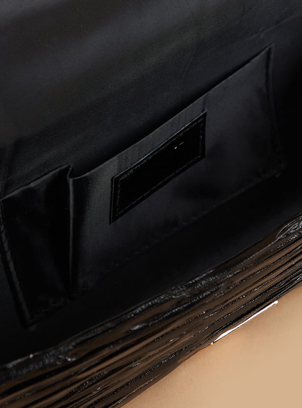 CODE Textured Clutch