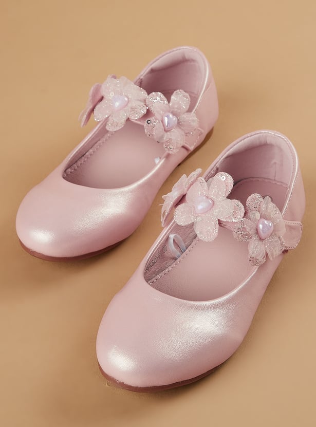 FAME FOREVER Girls Floral Applique Ballerinas