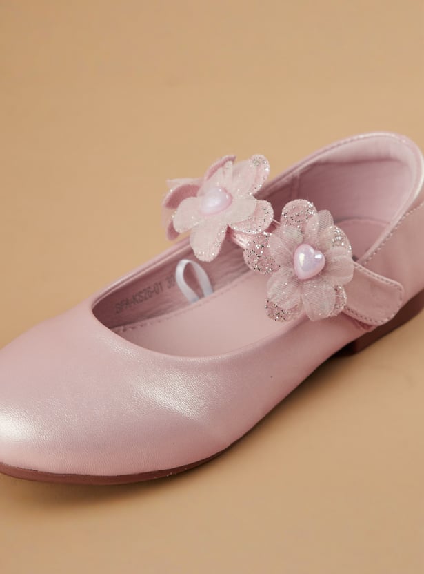 FAME FOREVER Girls Floral Applique Ballerinas
