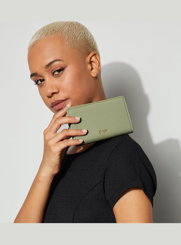 GINGER Textured Bi-Fold Wallet
