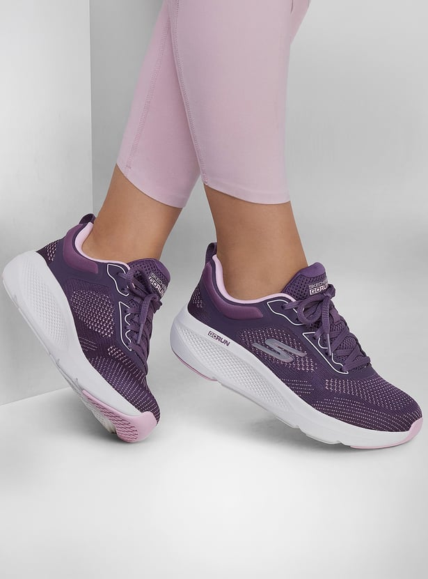 SKECHERS GO RUN ELEVATE - CORRAL Mesh Sports Shoes