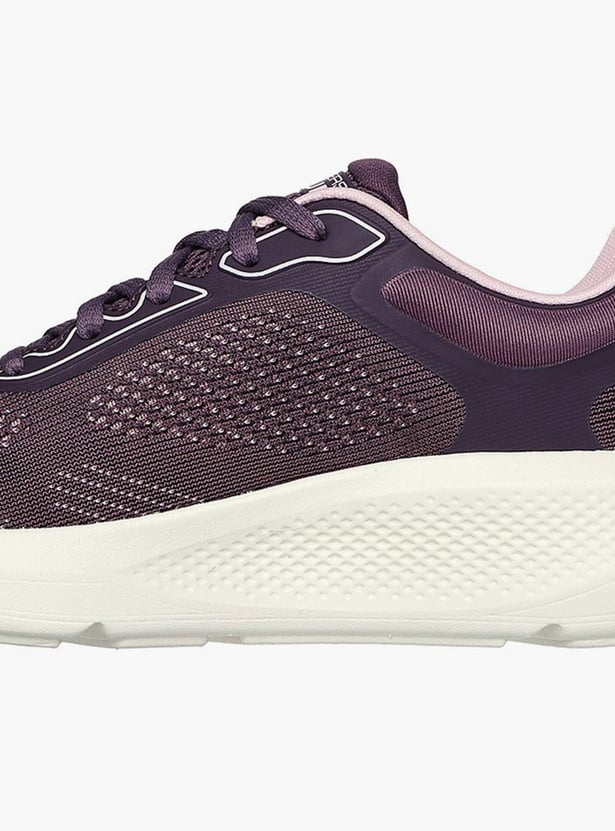 SKECHERS GO RUN ELEVATE - CORRAL Mesh Sports Shoes