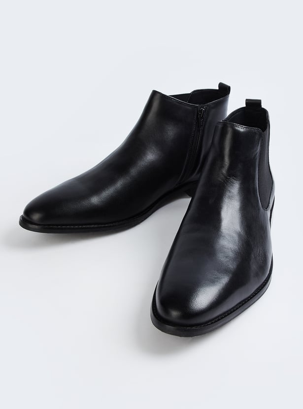 HUSH PUPPIES Aiden Solid Chelsea Boots