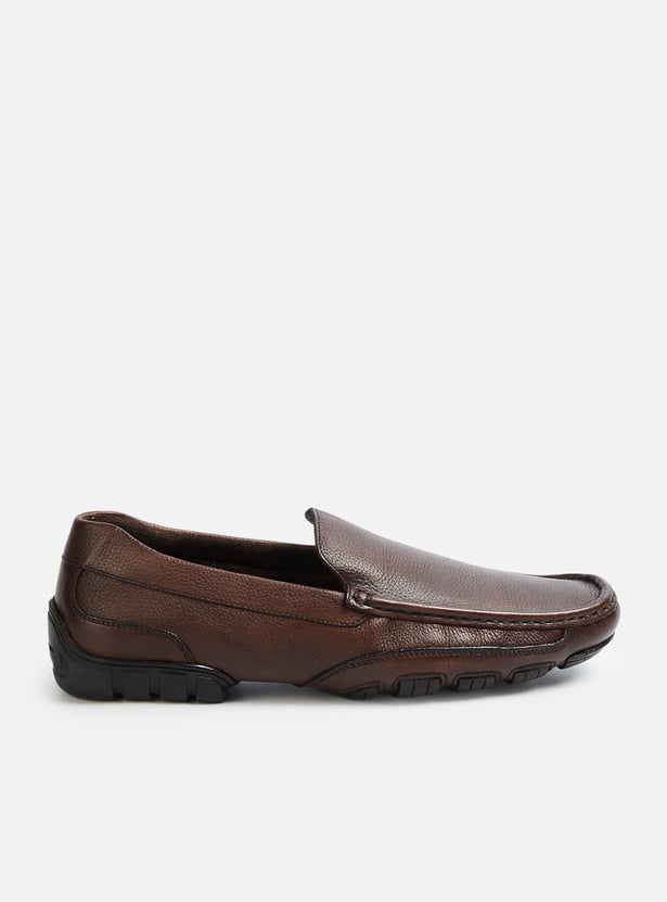 HUSH PUPPIES Solid Slip-Ons