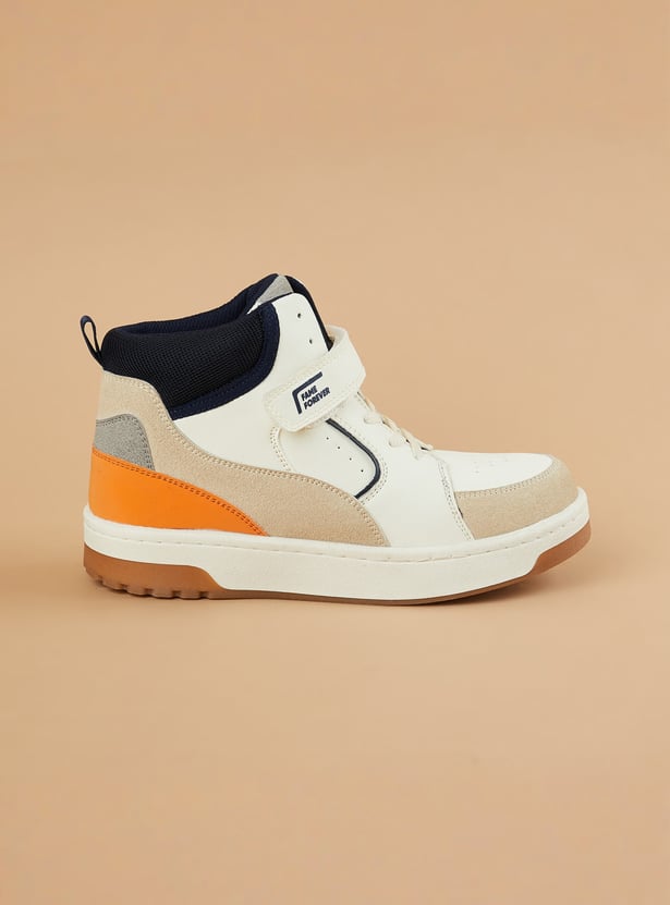 FAME FOREVER Boys Colourblocked Boots