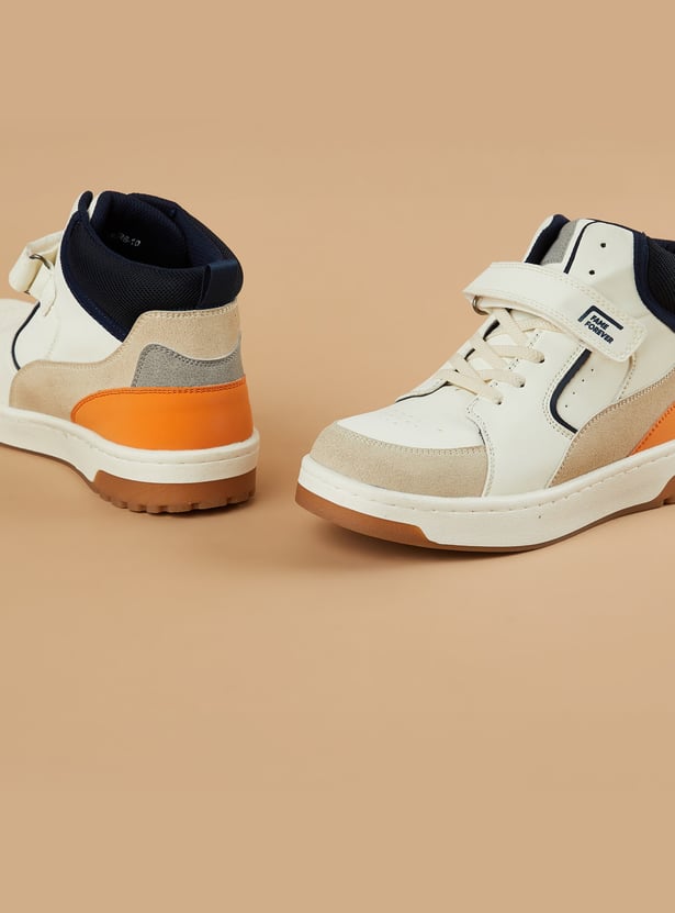 FAME FOREVER Boys Colourblocked Boots