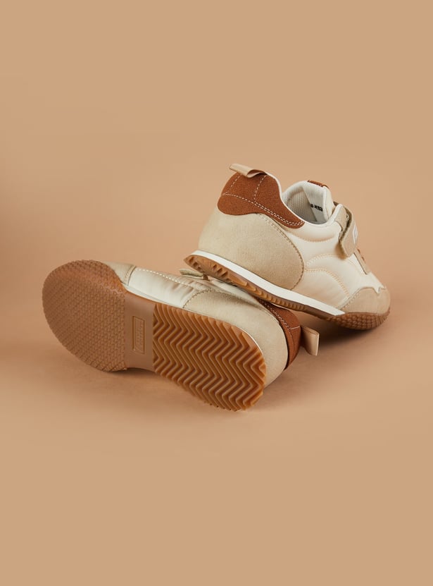 FAME FOREVER Boys Velcro Sneakers