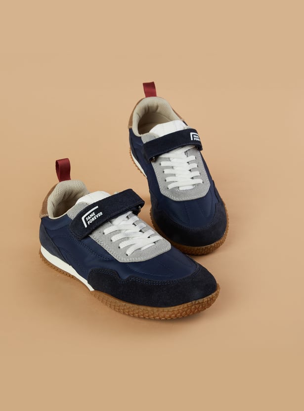 FAME FOREVER Boys Velcro Sneakers
