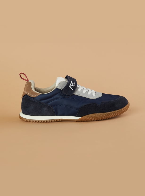 FAME FOREVER Boys Velcro Sneakers
