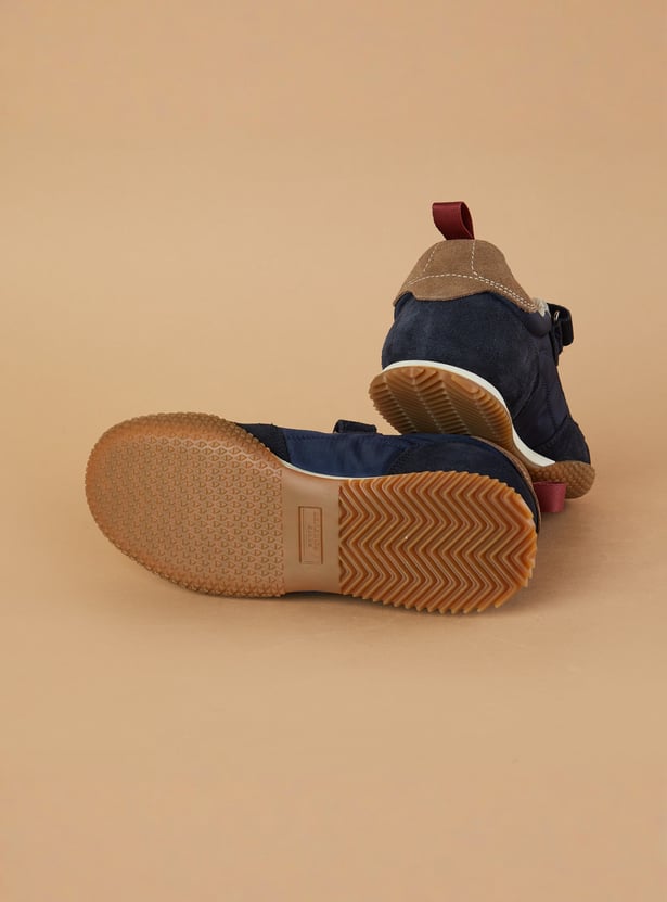 FAME FOREVER Boys Velcro Sneakers