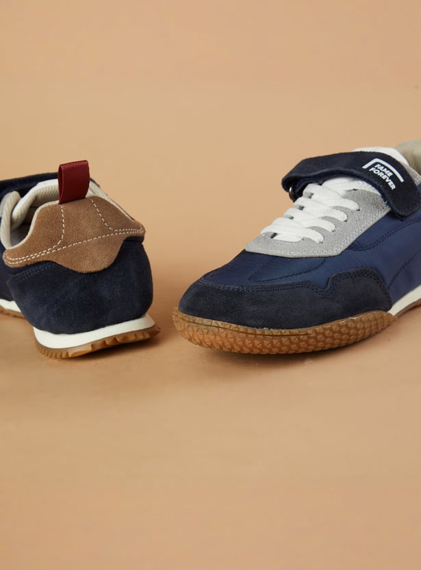 FAME FOREVER Boys Velcro Sneakers